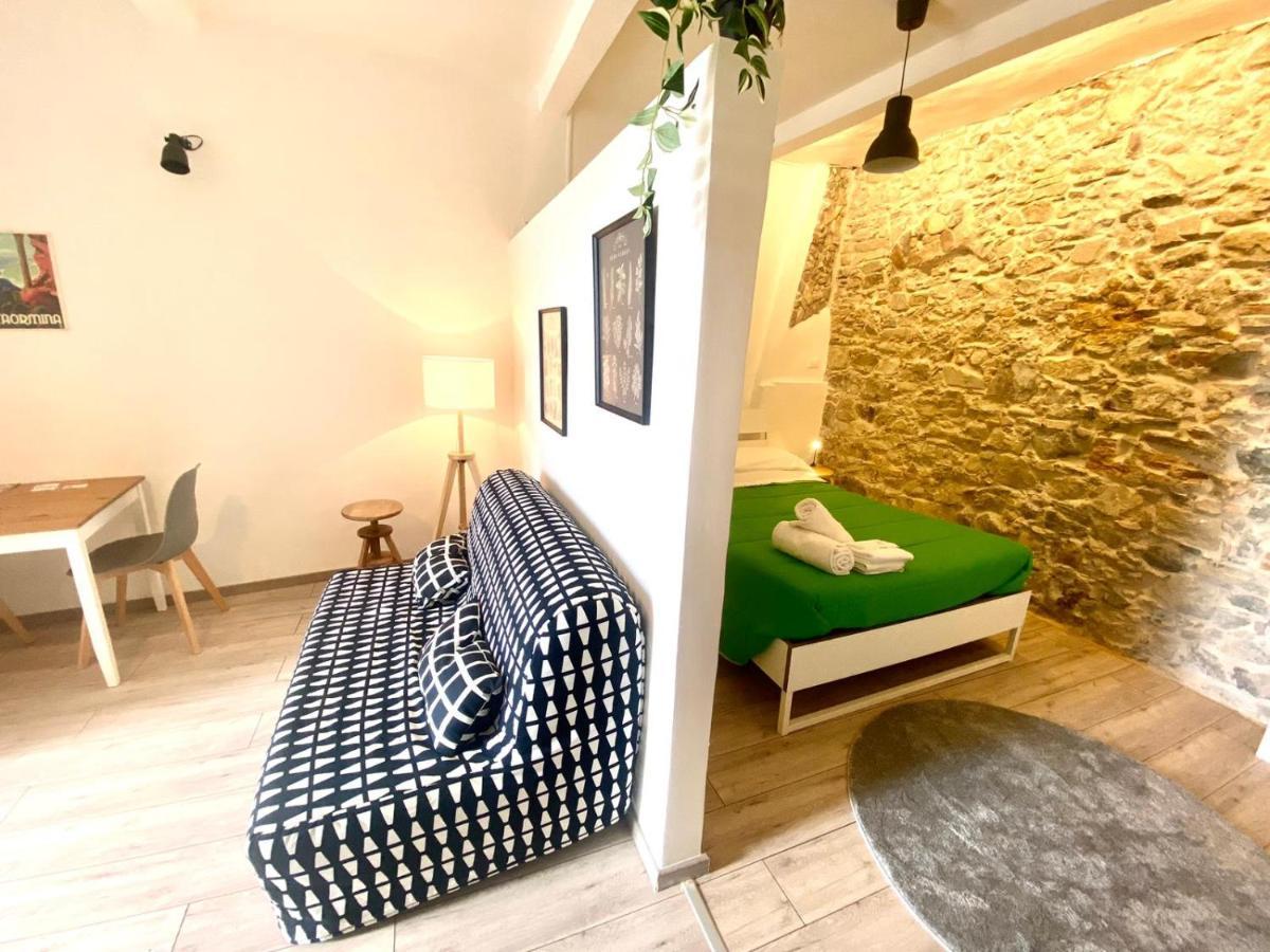 Casa Vacanze Controvento Taormina Eksteriør billede
